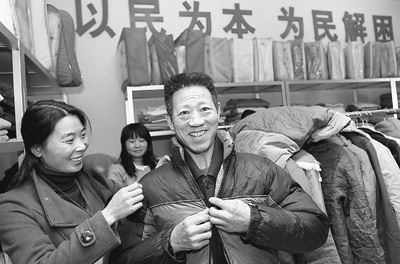 物價補貼應該怎么補（民生三問）