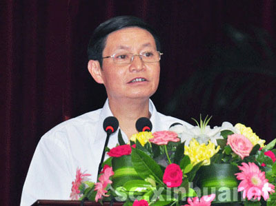 鄉鎮干部服務農村近30年 肝癌晚期動過19次手術