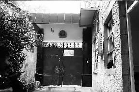 “千萬(wàn)負(fù)翁”獲評(píng)明星企業(yè)家 坦言耗百萬(wàn)運(yùn)作(圖)