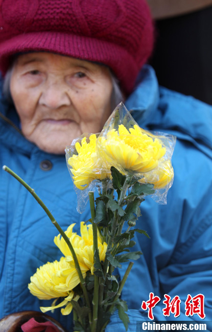 中國各地紀念毛澤東誕辰117周年