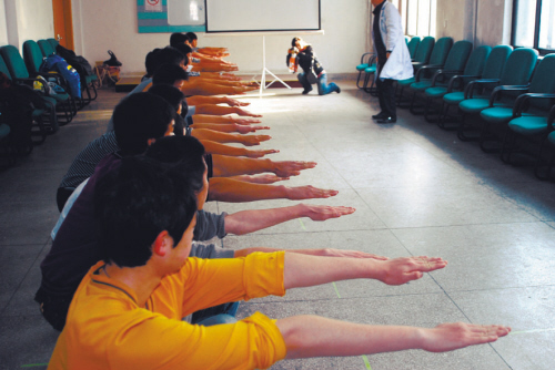 南航在遼招90名飛行學員 需2012年高中畢業生