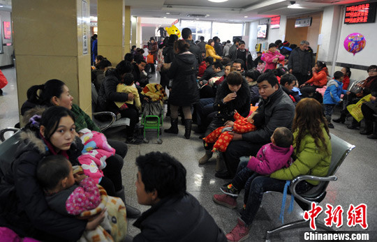 大霧預警升級為黃色 霧霾籠罩呼吸病患者增多