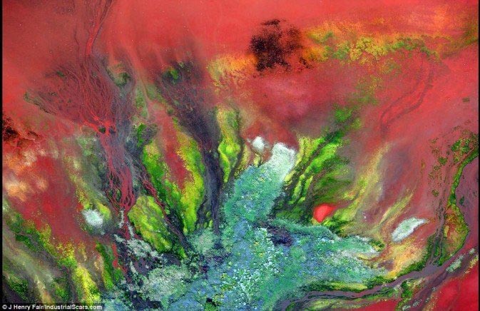 這是地球傷痕 不是玩藝術