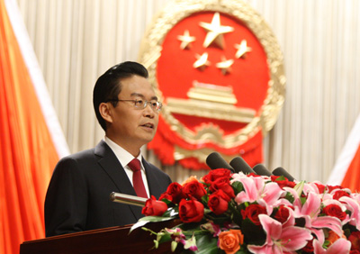 福建省十一屆人大六次會議在榕隆重開幕