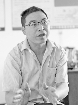 龍廈鐵路建設前后2014天 共有21座隧道55座橋梁