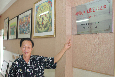 翔安蔡厝小學 21幅農民畫獲全國金獎