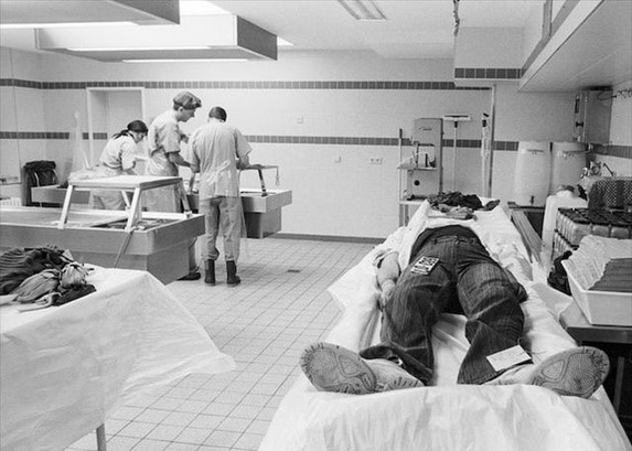 揭秘犯罪鑒證法醫(yī)如何讓死者“說話”