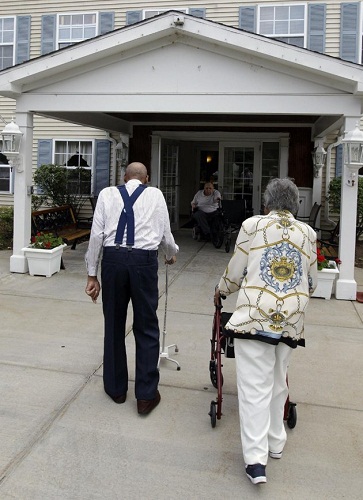 美國85歲夫妻離婚48年后復婚 兒女稱很高興