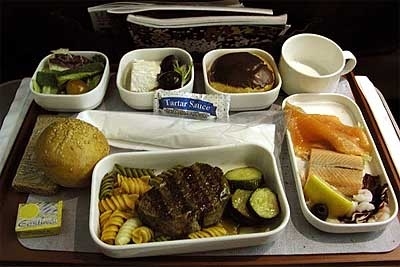 飛機(jī)餐也美味 實(shí)拍各國(guó)航空公司美味飛機(jī)餐