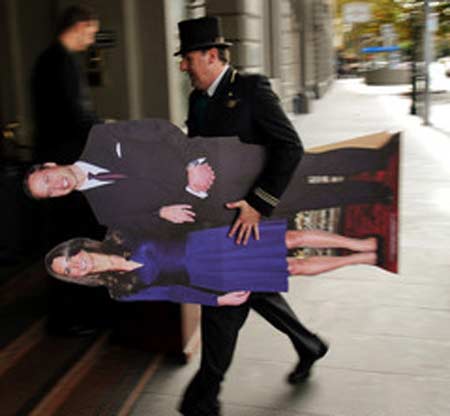 還能再神奇點嗎?游客落下的那些怪異物品(組圖)