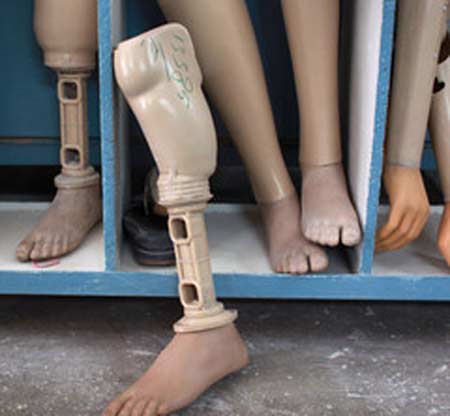 還能再神奇點嗎？游客落下的那些怪異物品（組圖）