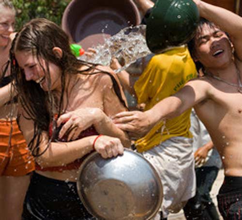 還能再神奇點嗎？游客落下的那些怪異物品（組圖）