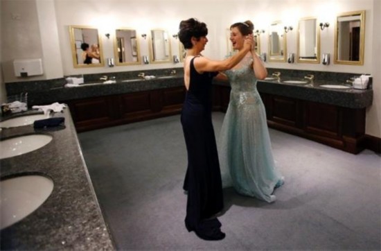 探秘女富豪招婿俱樂部 真正“白富美幼”