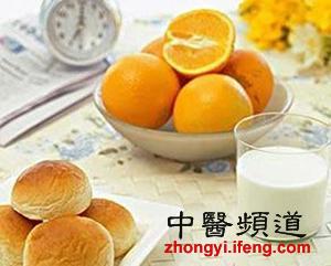 警惕：喝牛奶千萬別與這4種食物搭配(圖)