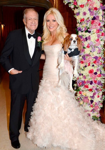 86歲《花花公子》創始人娶26歲嫩模 結婚照曝光