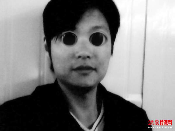 蛇精引發PS熱潮 全民惡搞掀高潮