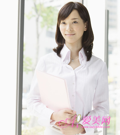 白領養生小竅門 8個時段“忙里偷閑”做保健