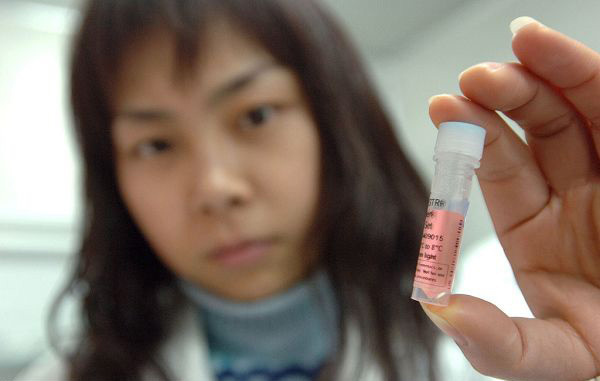 婚姻脆弱催熱親子鑒定 滴血認親一再上演