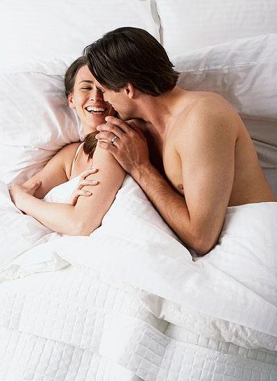 養生：哪種的睡姿的夫妻“最般配”？