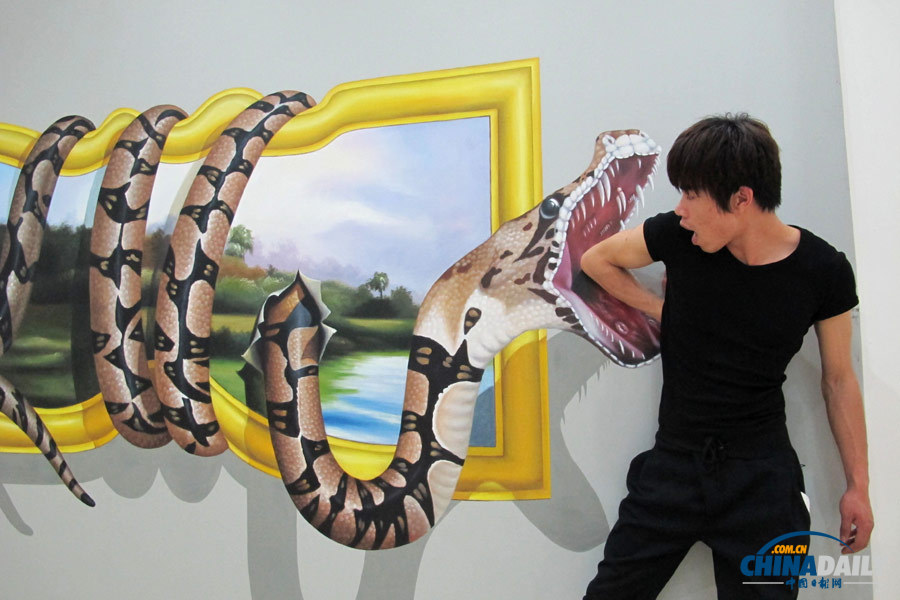 海南海口：2013國際3D魔幻世界動漫畫展吸引眼球