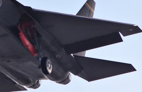 日媒稱中國殲31不如F35 技術“全靠盜竊”