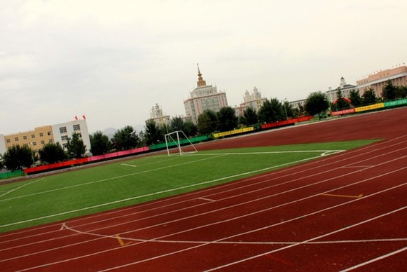 北京人文大學：辦應用型、技能型大學