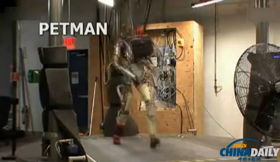 組圖：美軍研制最新戰爭機器人能跑會跳像