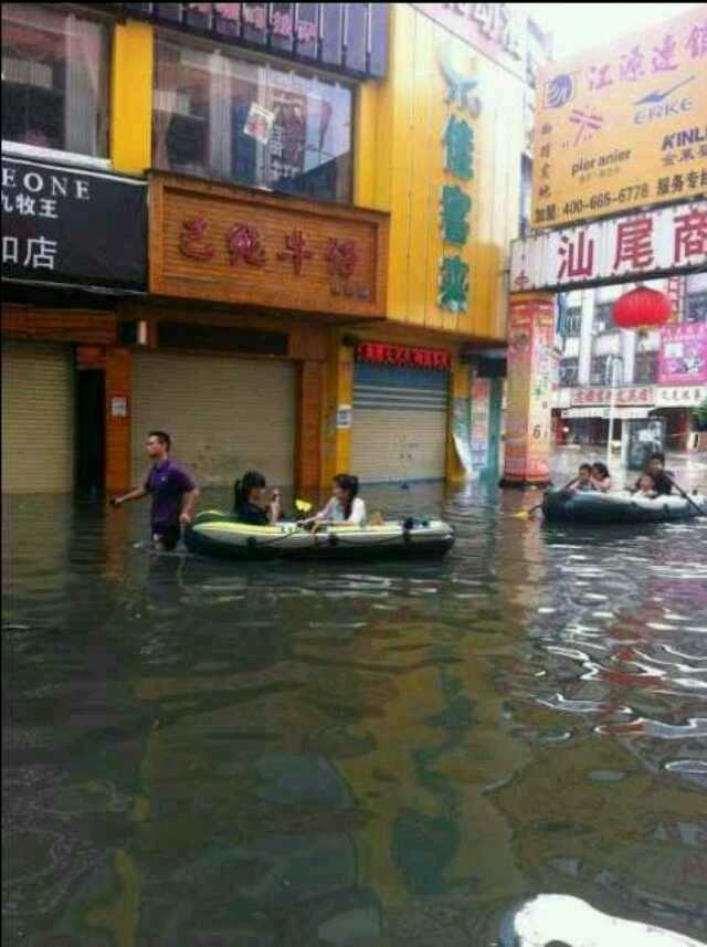 航拍廣東洪水重災區(qū)龍窩鎮(zhèn)