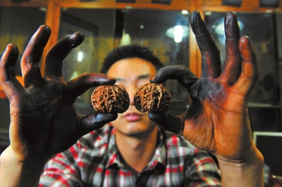 文玩核桃背后的謀生路