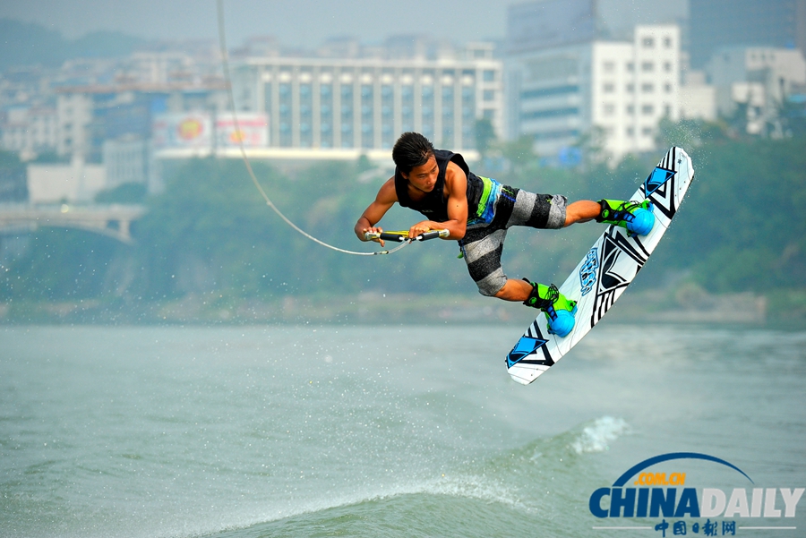 湖南張家界：“水上騎士”澧水備戰