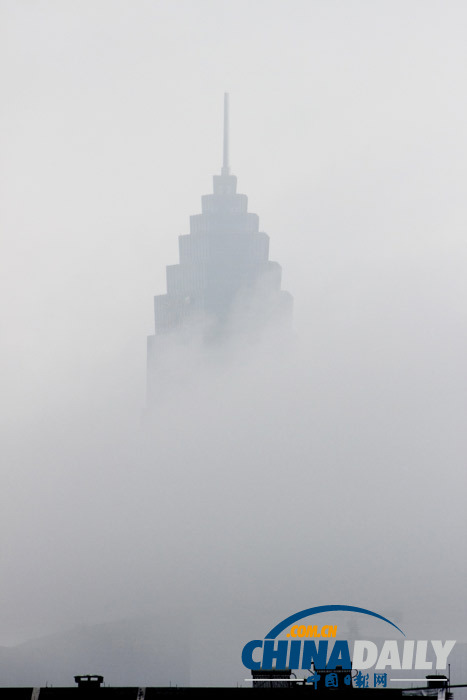 超強臺風(fēng)“天兔”來襲 浙江紹興現(xiàn)海市蜃樓