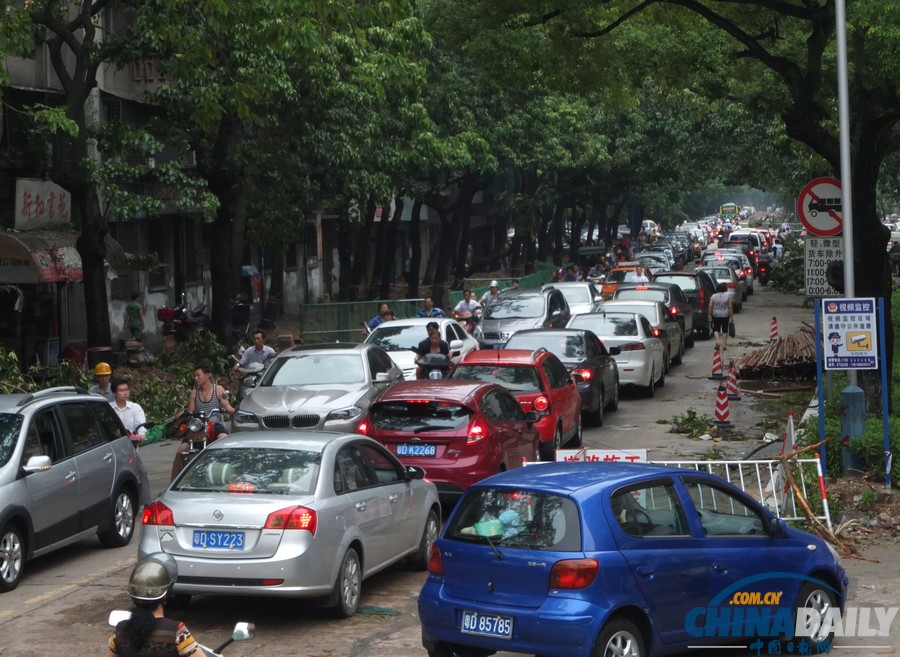 廣東汕頭：臺風“天兔”致海水倒灌城區