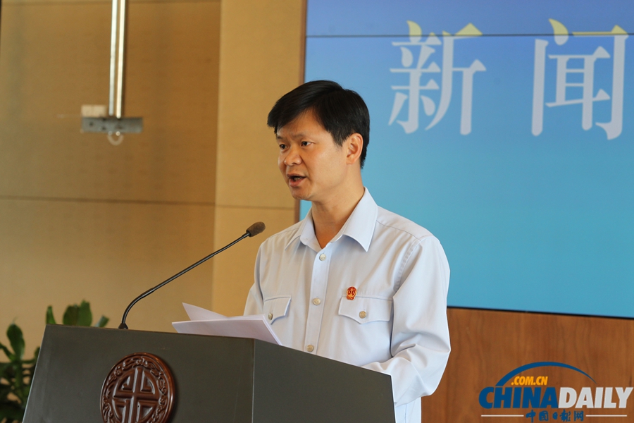 李某某等五人強奸案一審宣判 李某某獲刑10年