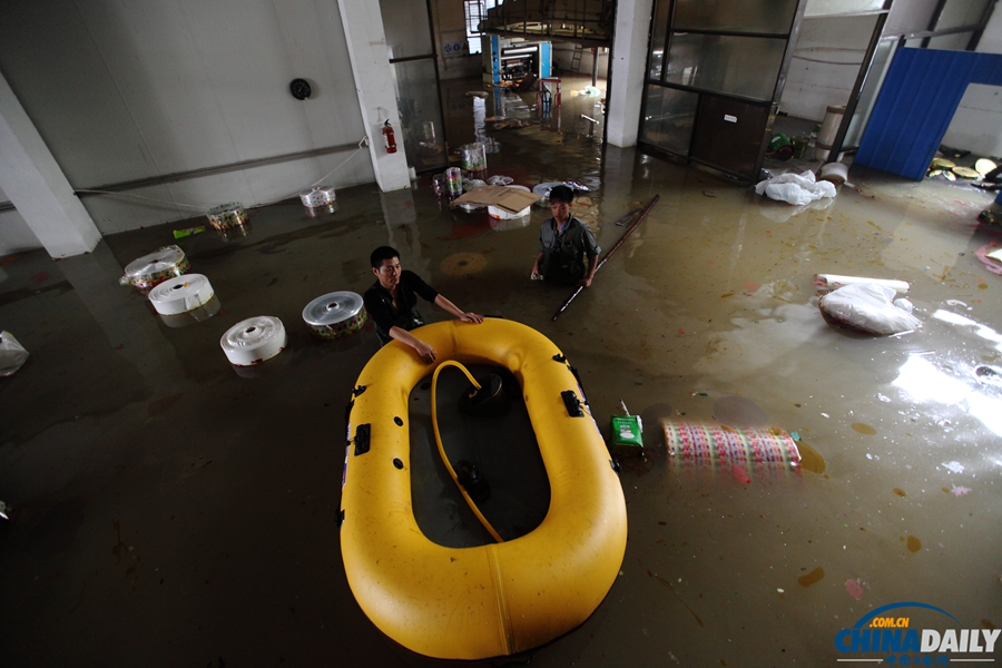 浙江桐鄉(xiāng)：臺(tái)風(fēng)“菲特”過(guò)境 水災(zāi)嚴(yán)重