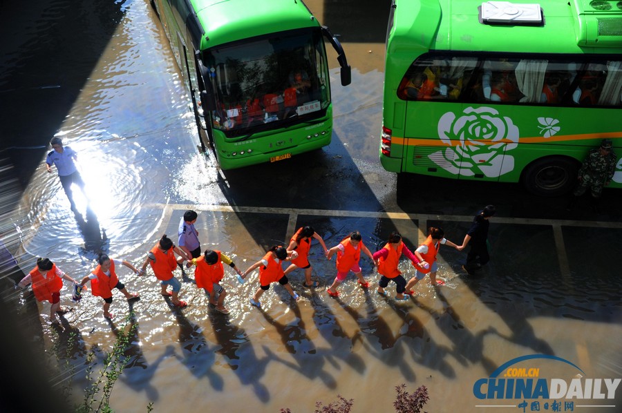 余姚看守所遭遇洪水安防失靈 在押人員安全大轉移