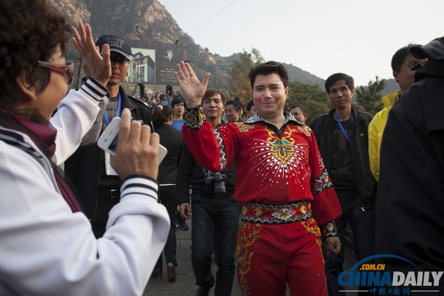 天津薊縣：阿迪力黃崖關成功跨越長城