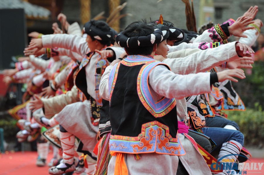 四川理縣羌寨舉行“花兒納吉”賽歌節 歡慶羌歷新年