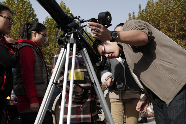 國家天文臺“路邊天文” 近距離接觸科普天文知識