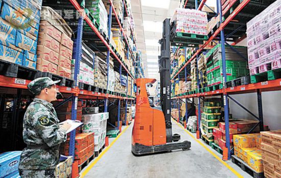 組圖：濟(jì)南軍區(qū)完善13種戰(zhàn)備預(yù)案全方位保障后勤
