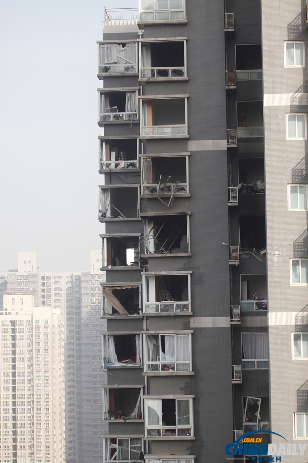 西安居民樓爆炸造成1死6傷