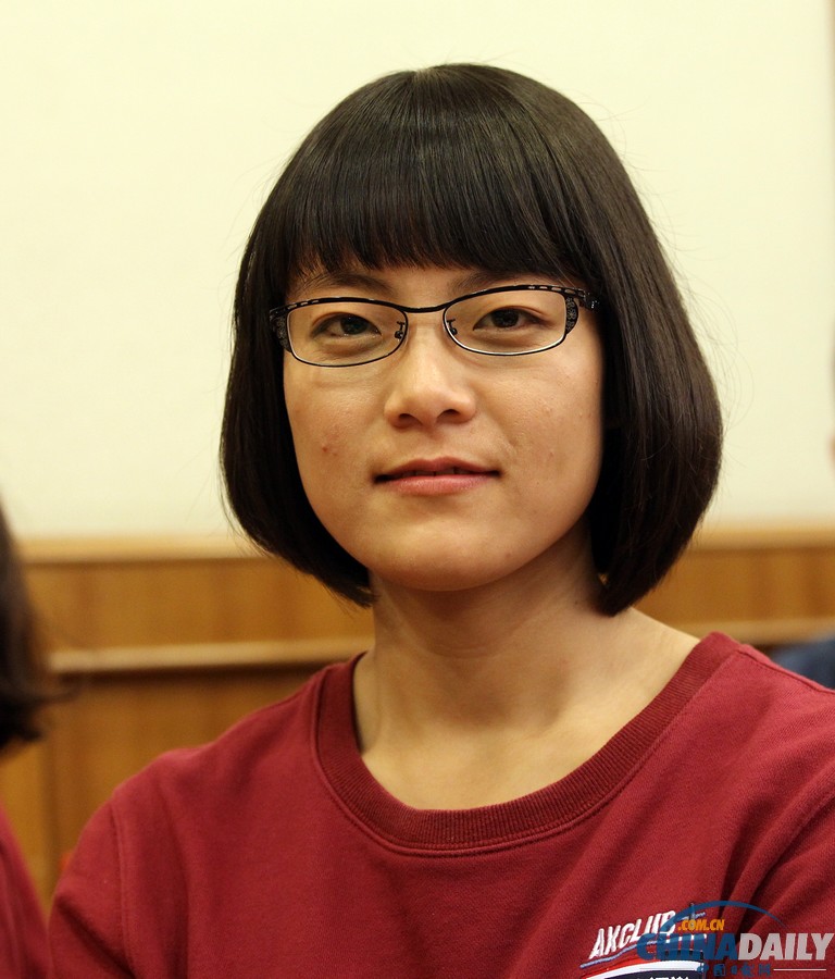 第二批六名潛航員學員正式亮相 包括2名女性