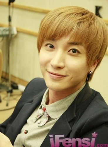 丹東男孩因美貌走紅韓國　盤點嬌媚的花樣美男