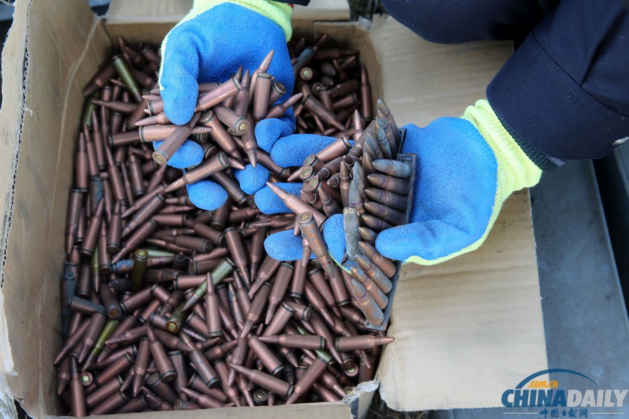 鄭州警方集中銷毀13萬發(fā)廢棄彈藥