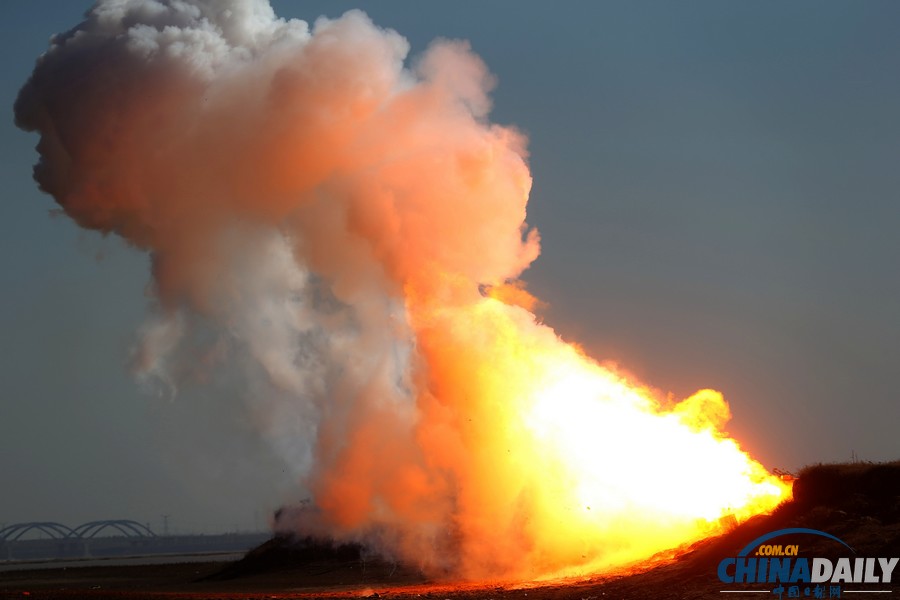 鄭州警方集中銷毀13萬發(fā)廢棄彈藥