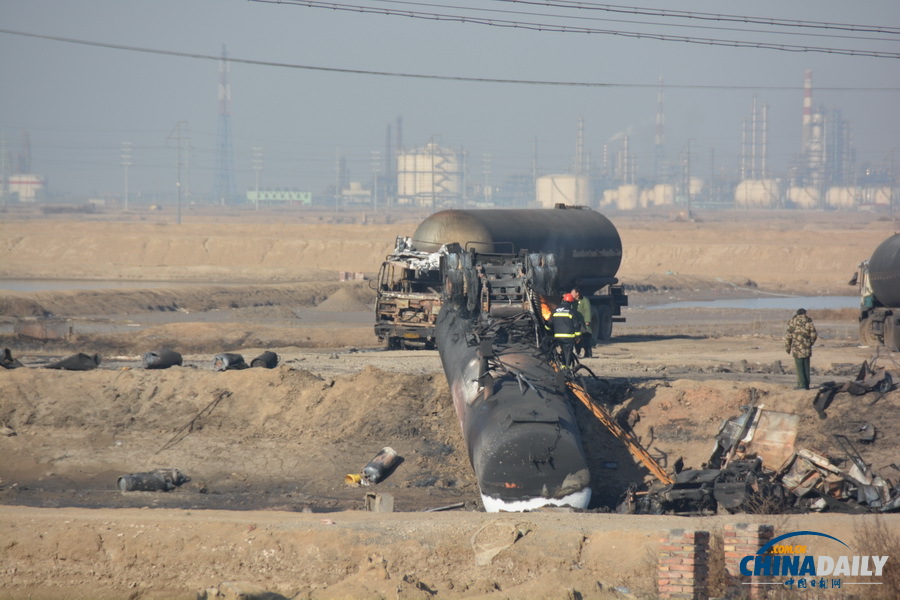 組圖：河北黃驊液化氣站爆炸事故：唯一遺留明火被熄滅