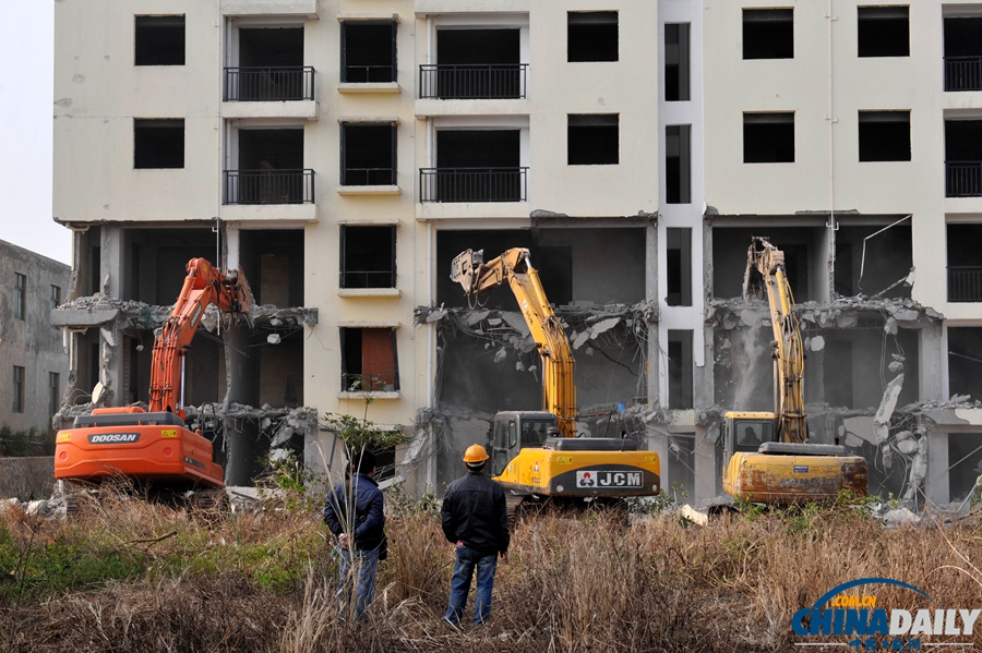 ?？陂_拆違法小產權房
