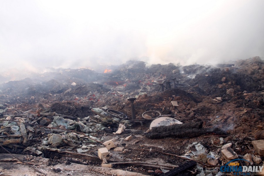 實拍香格里拉獨克宗古城災后一片廢墟