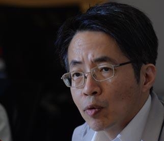 香港《明報》前總編劉進圖遇襲 身中三刀(圖)