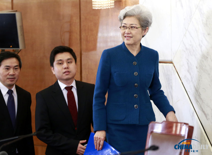 十二屆全國人大二次會(huì)議舉行新聞發(fā)布會(huì) 傅瑩答記者問