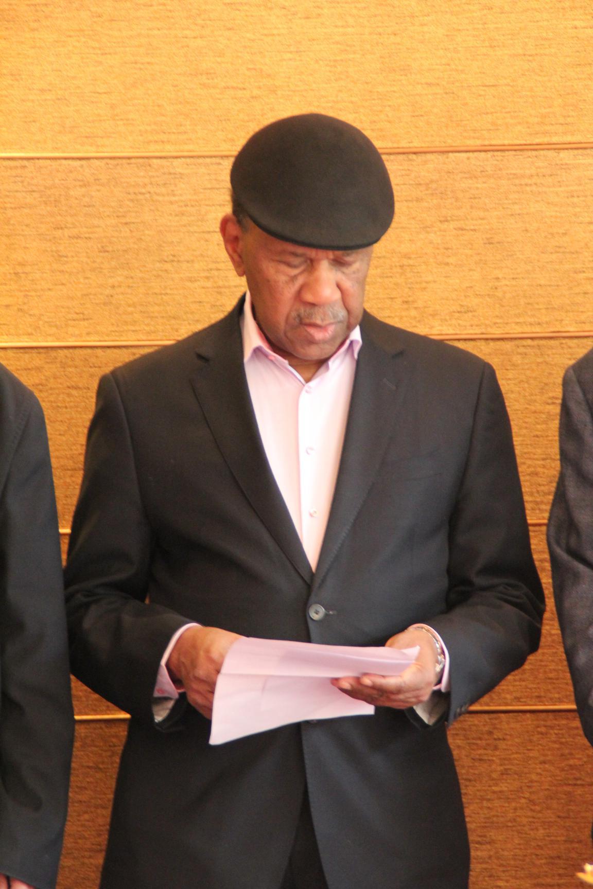 孔子和平獎：幾內(nèi)亞大使館點亮世界和平圣燈！